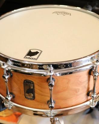 Mapex Black Panther design Lab cherry bomb "14x6"