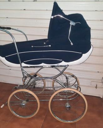 Carrozzina vintage