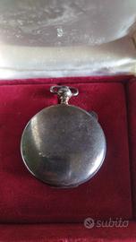 Porta pastiglie vintage a forma di orologio 