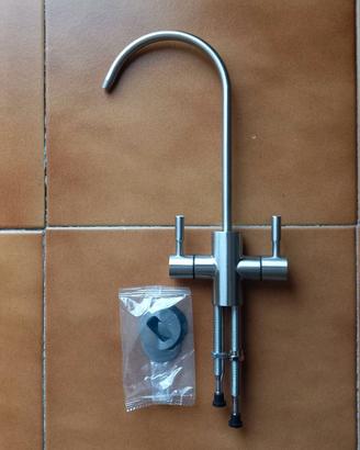 Rubinetto a due vie per depuratore di acqua