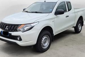 Mitsubishi L200 2.3 D Club Cab 4x4 Easy Select Inf