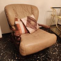 Poltrone e divano Mogano