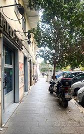 VENDITA LOCALE COMMERCIALE VIA DI MONTEVERDE