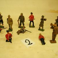 11 SOLDATINI  in PIOMBO   (2)