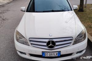 Mercedes C200