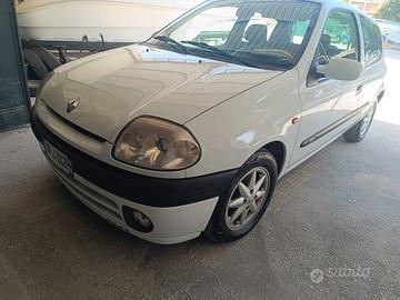 Renault Clio II serie 1.4 16v- Perfetta- 66.000km