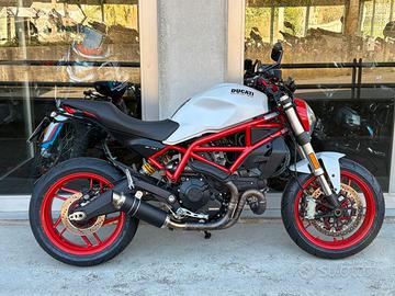 DUCATI MONSTER 797