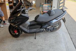 Kymco 300R