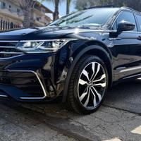 Volkswagen Tiguan 2.0 TDI 150 CV SCR DSG 4MOTION R