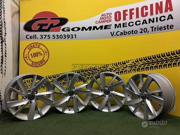 4 Cerchi Lega 16 pollici VW Golf Originali