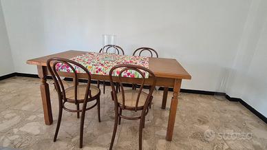 Tavolo rustico + 4 Sedie stile Thonet 