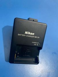 Caricabatterie Originale Nikon MH-24