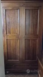 armadio in legno di noce 