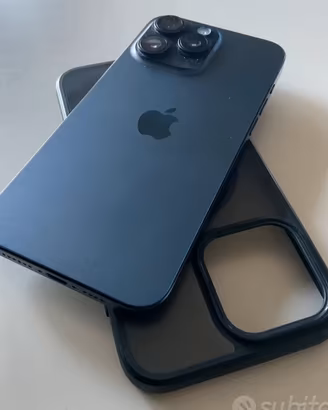 iPhone 15 pro max 256 scambi/permute
