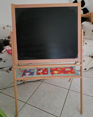 lavagna con cavalletto.