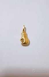 Ciondolo guanto da boxe in oro 18kt 750 unisex