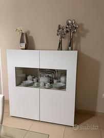Credenza Metropolis con vetri