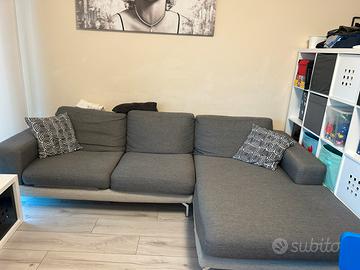 Divano con chaise longue