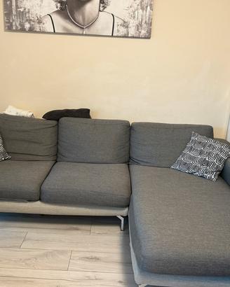Divano con chaise longue
