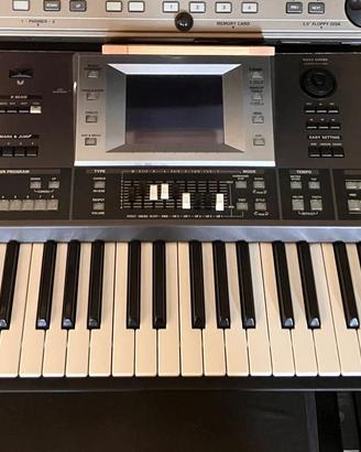 Roland G70 V3 - Workstation con scheda di esp.