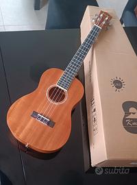 Ukulele misura Tenore come nuovo