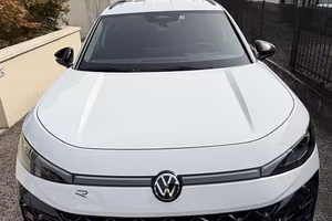 VOLKSWAGEN T-Roc 1.5 eTSI ACT 150 CV DSG R-Line
