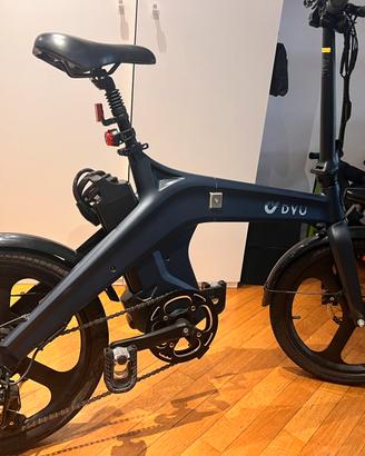 Bicicletta pieghevole elettrica