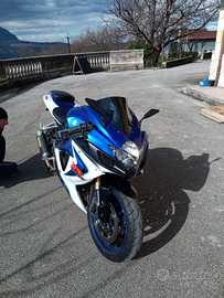 Suzuki gsxr 600 k7