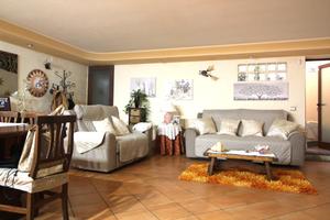 VILLA A SCHIERA A SINNAI