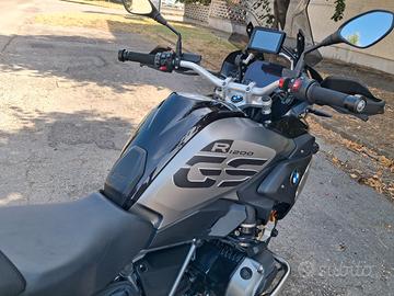 Splendida BMW R 1200 GS