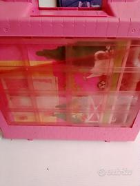 Barbie villa vintage