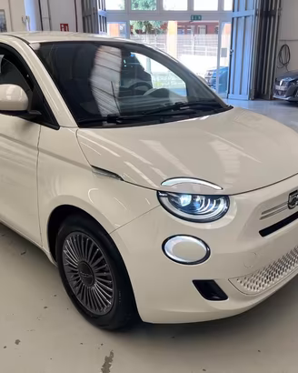 FIAT 500 Berlina Hybrid Torino 0 KM!