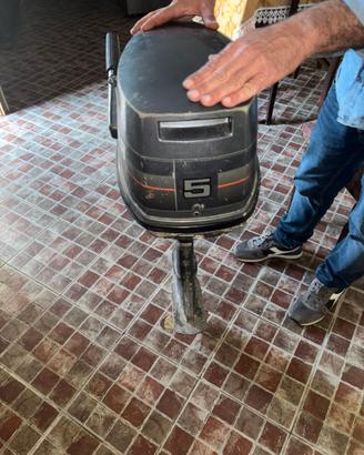 Motore 5 cavalli mariner