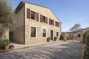 CASA INDIPENDENTE A ILLASI