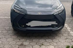 Toyota CH-R hybrid trend