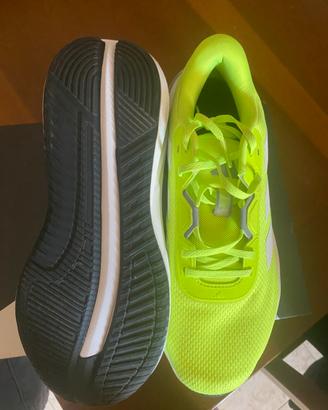 Scaroe da Ginnasfica Adidas Galaxy 7 M