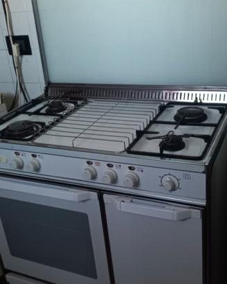 Cucina economica a metano 