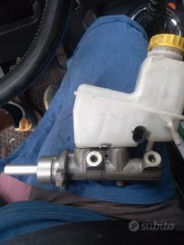 Pompa freni per Fiat Stilo 1.9 JTD 
