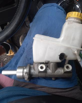 Pompa freni per Fiat Stilo 1.9 JTD 