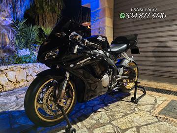 Honda cbr 1000 rr