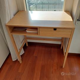 Toeletta scrivania bambù IKEA NORDKISA