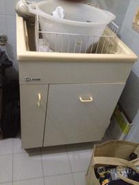 Vasca lavatoio in vetroresina 