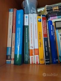 Libri universitari + artquiz