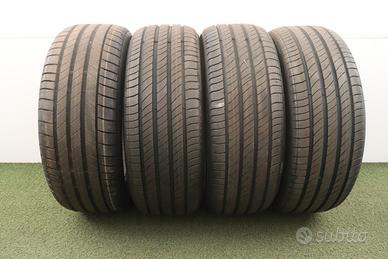 Gomme Bridgestone Turanza 215 50 18 estate