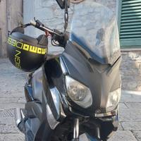 xmax 250