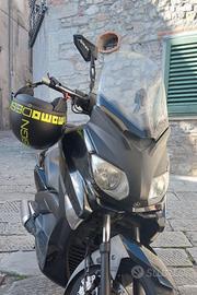 xmax 250