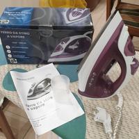 Ferro da stiro a vapore