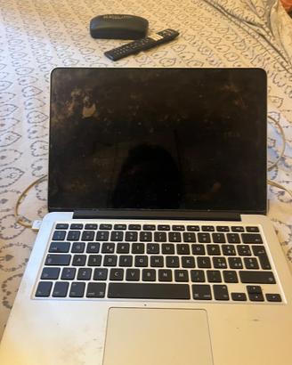 Apple MacBook bianco Unibody da 13,3”,
