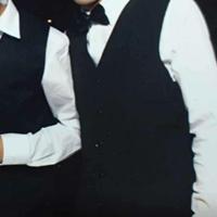 Servizio in un locale notturno