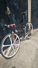 Bicicletta fixed